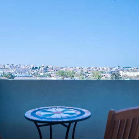 Апартаменты Lark View Лагуш