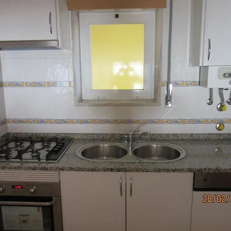 Lark View شقة